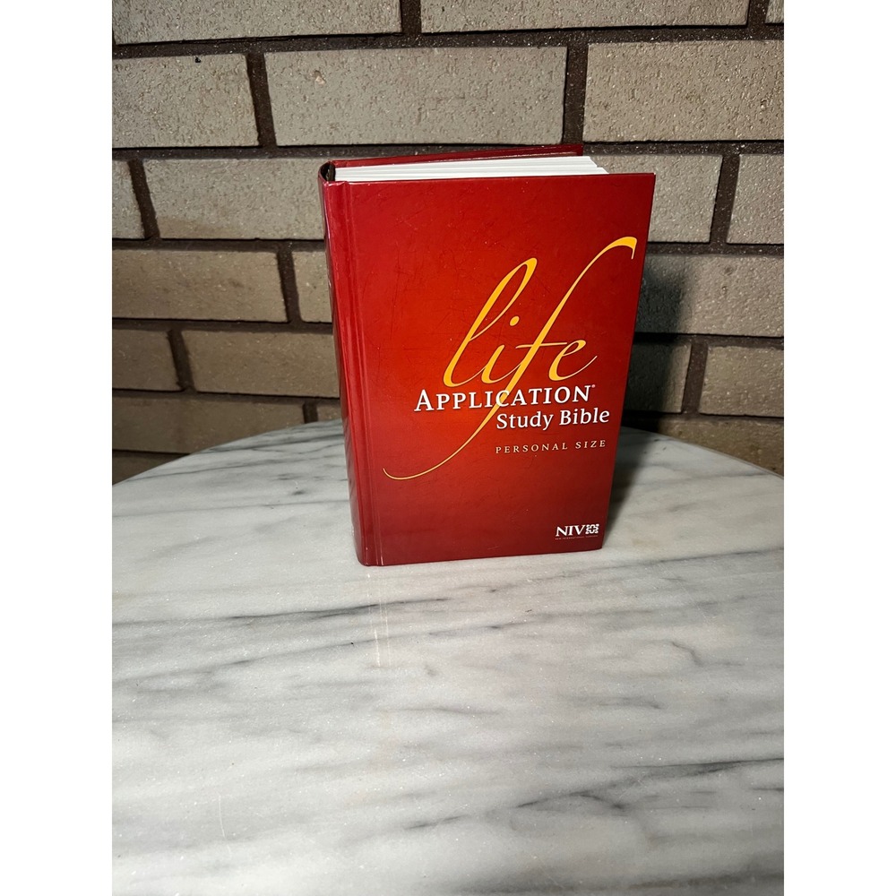 NIV Life Application Study Bible Personal Size Red Hardcover Tyndale Zondervan